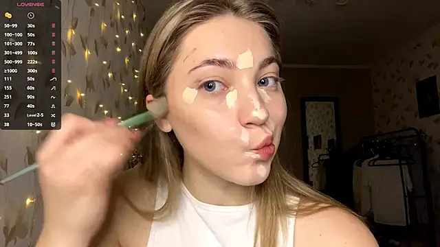 OrethaEredia online show from January 7, 5:04 pm