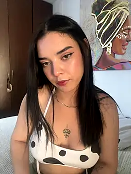 Snapshot of _eileen chatting on October 31, 10:11 pm eileen online show from October 31, 10:11 pm