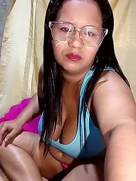 meliza87 online show from December 3, 12:25 pm