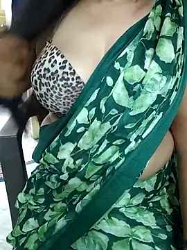 Snapshot of Jahnavi_9 chatting on November 2, 1:08 am Jahnavi 9 online show from November 2, 1:08 am