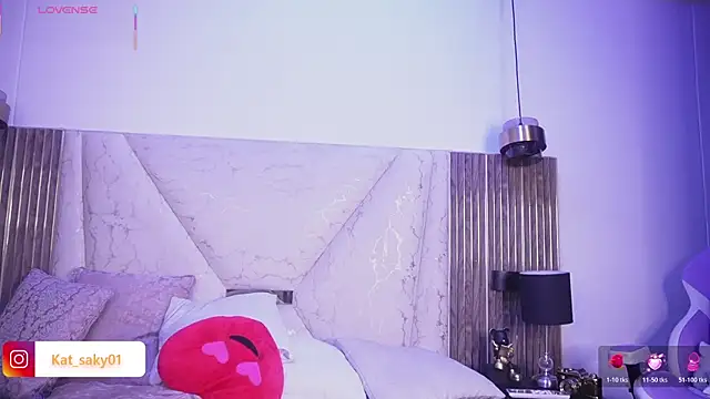 Kat Saky online show from April 22, 11:28 pm