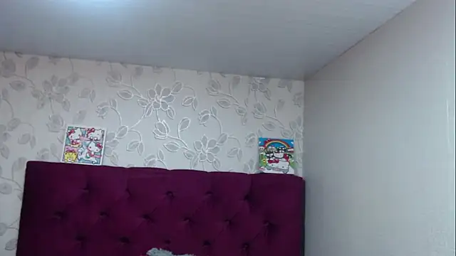 selenabustamante online show from April 18, 11:25 am