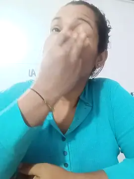 Snapshot of Samaraa_Lee chatting on November 8, 11:32 am Samaraa Lee online show from November 8, 11:32 am