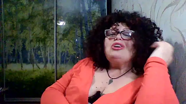 Snapshot of Milaniya606 chatting on May 8, 7:30 pm Milaniya606 online show from May 8, 7:30 pm