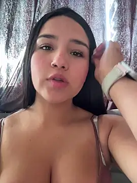 Snapshot of Samantha_firee chatting on June 24, 12:04 pm Samantha firee online show from June 24, 12:04 pm