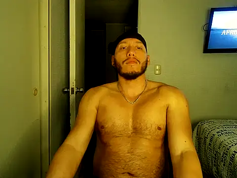 Snapshot of justmore_ofme chatting on November 4, 3:49 am justmore ofme online show from November 4, 3:49 am