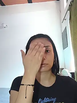 Snapshot of Minie03_ chatting on May 20, 2:34 pm Minie03 online show from May 20, 2:34 pm
