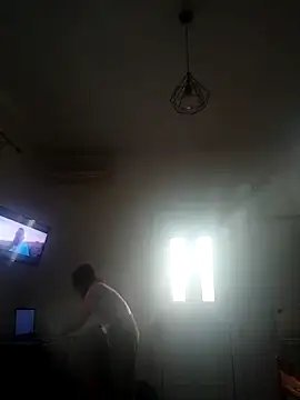 molly qu online show from November 3, 10:49 am