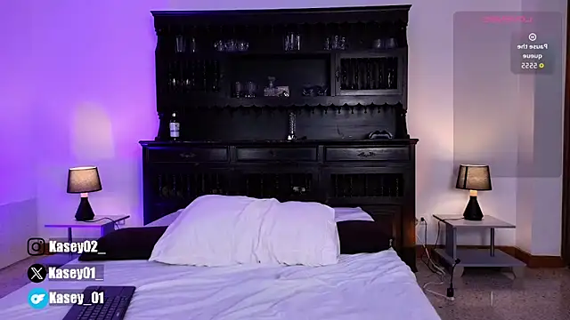 kasey  online show from April 11, 8:57 pm