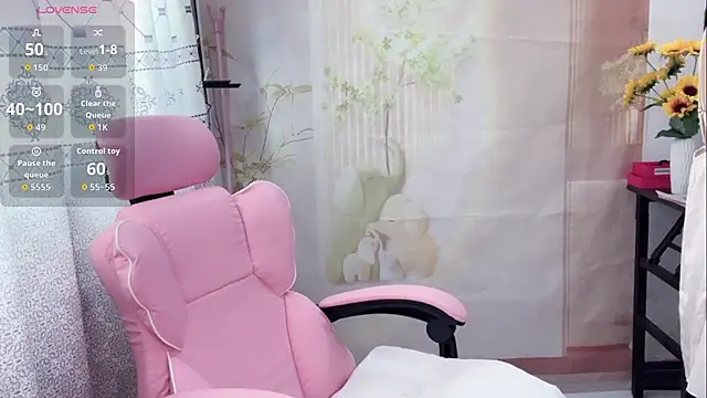Snapshot of Lingling-Baby520 chatting on May 11, 7:47 am Lingling-Baby520 online show from May 11, 7:47 am