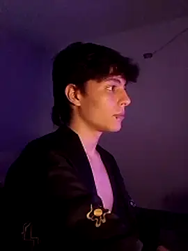 Snapshot of James_smm chatting on November 6, 7:26 pm James smm online show from November 6, 7:26 pm