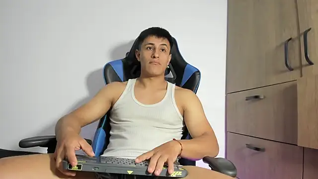 dorman boy online show from February 10, 2:15 am