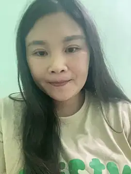 Snapshot of Blue-nice123 chatting on November 5, 1:33 pm Blue-nice123 online show from November 5, 1:33 pm