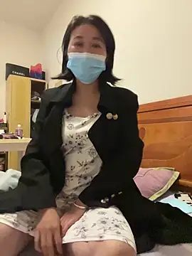 Snapshot of daaqnn chatting on November 3, 12:39 pm daaqnn online show from November 3, 12:39 pm