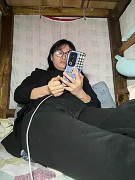 daaqnn online show from April 13, 1:05 pm