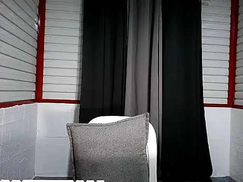 xwildflowerx online show from February 28, 9:16 pm