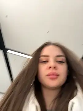 Snapshot of KristiRich chatting on November 3, 8:26 am KristiRich online show from November 3, 8:26 am