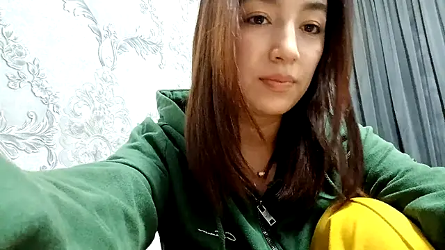 Snapshot of Sofiagreetings chatting on November 5, 1:33 pm Sofiagreetings online show from November 5, 1:33 pm