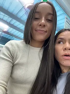 Brunettecollins05 online show from December 19, 6:04 pm