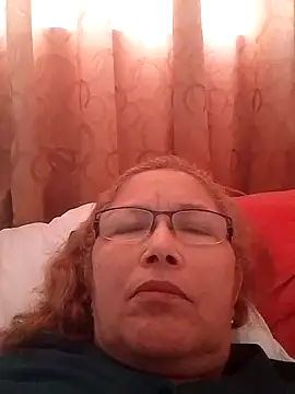 Snapshot of Cessi50 chatting on November 5, 9:15 pm Cessi50 online show from November 5, 9:15 pm