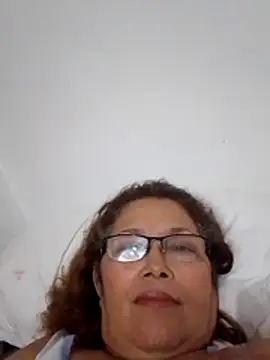 Snapshot of Cessi50 chatting on May 3, 3:56 am Cessi50 online show from May 3, 3:56 am