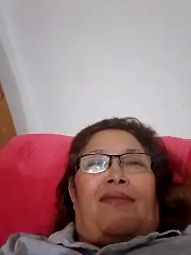 Snapshot of Cessi50 chatting on May 3, 11:55 pm Cessi50 online show from May 3, 11:55 pm