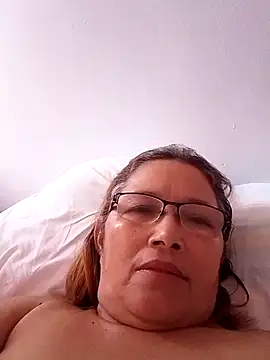 Snapshot of Cessi50 chatting on May 24, 6:57 pm Cessi50 online show from May 24, 6:57 pm
