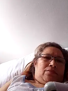 Snapshot of Cessi50 chatting on May 29, 12:47 pm Cessi50 online show from May 29, 12:47 pm