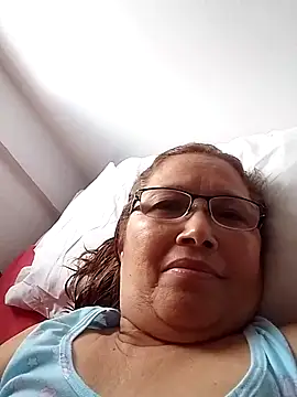 Snapshot of Cessi50 chatting on June 1, 12:18 pm Cessi50 online show from June 1, 12:18 pm