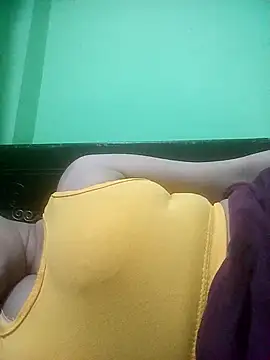 Snapshot of Tina_250 chatting on April 19, 6:10 pm Tina 250 online show from April 19, 6:10 pm