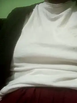 Snapshot of Tina_250 chatting on April 28, 6:13 pm Tina 250 online show from April 28, 6:13 pm