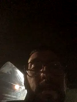 Snapshot of Maqbur chatting on November 8, 3:07 am Maqbur online show from November 8, 3:07 am