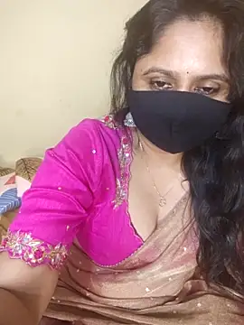 Snapshot of mouni499 chatting on May 31, 6:09 pm mouni499 online show from May 31, 6:09 pm