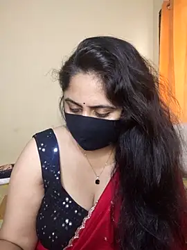 Snapshot of mouni499 chatting on June 21, 10:51 am mouni499 online show from June 21, 10:51 am