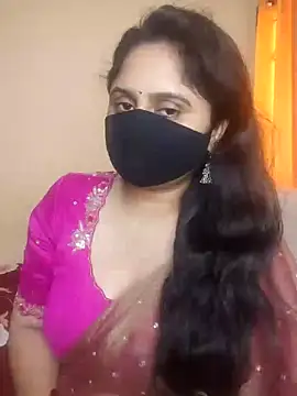 Snapshot of mouni499 chatting on June 29, 8:42 am mouni499 online show from June 29, 8:42 am