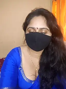 Snapshot of mouni499 chatting on July 15, 10:20 am mouni499 online show from July 15, 10:20 am