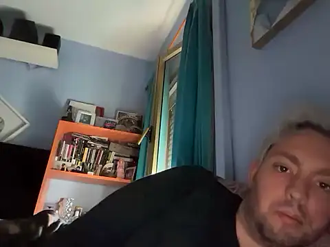 petrastilo online show from November 1, 4:20 pm