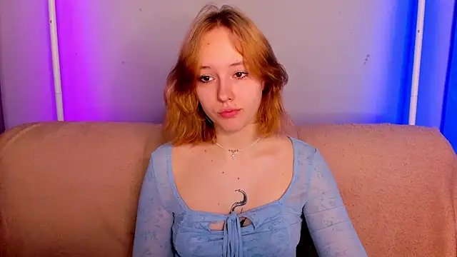 Snapshot of RikkiChoco chatting on June 2, 1:18 am RikkiChoco online show from June 2, 1:18 am