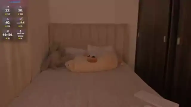 Snapshot of bergmanamii chatting on February 15, 9:55 pm bergmanamii online show from February 15, 9:55 pm