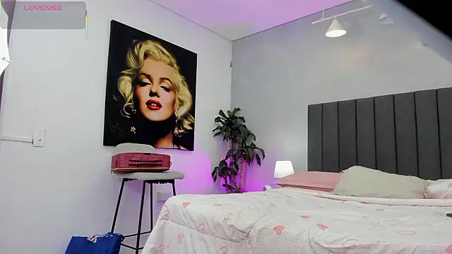 kendra london online show from March 26, 11:16 am