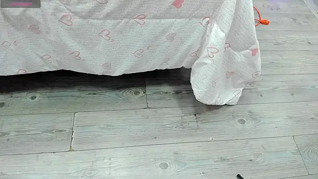 kendra london online show from March 28, 11:10 am