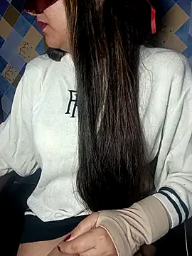 Sexy leone online show from November 21, 5:33 pm