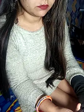 Sexy leone online show from December 3, 5:15 am