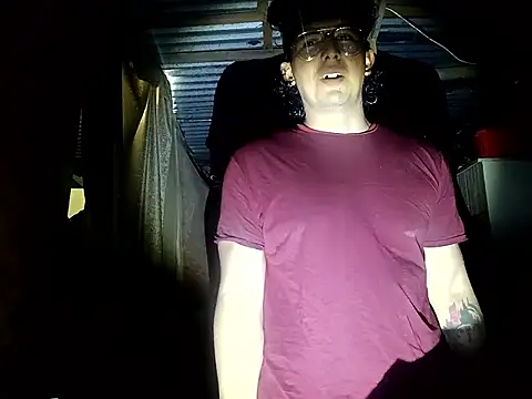 Snapshot of sexboyfit chatting on November 2, 11:18 pm sexboyfit online show from November 2, 11:18 pm