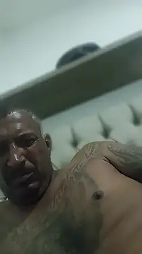 negrocomomisuerte online show from April 15, 9:16 am