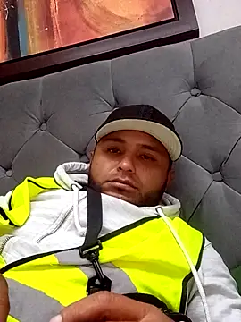 KARNEs24666 online show from February 17, 5:52 pm