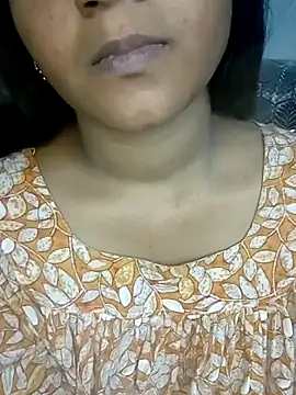 Neha533 online show from March 5, 6:15 pm