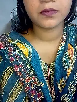 Snapshot of Neha533 chatting on April 30, 4:13 pm Neha533 online show from April 30, 4:13 pm