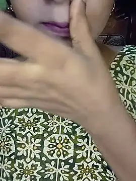 Snapshot of Neha533 chatting on July 25, 4:26 pm Neha533 online show from July 25, 4:26 pm
