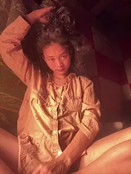 Li ve online show from February 24, 2:26 pm